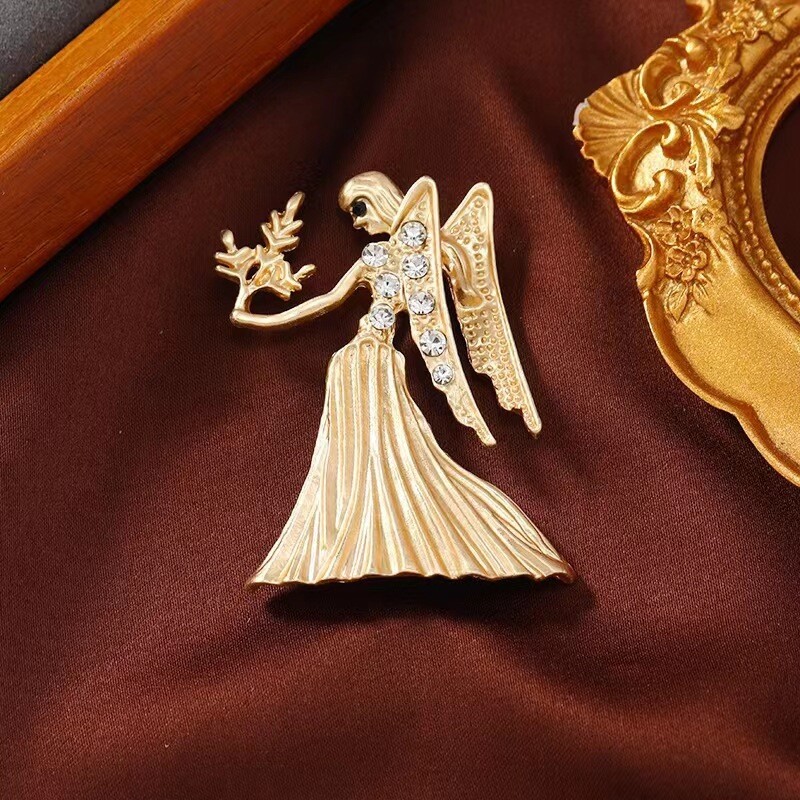 Retro 12 Constellations Brooch Simple Matte Gold Alloy Pin Clothing Accessory