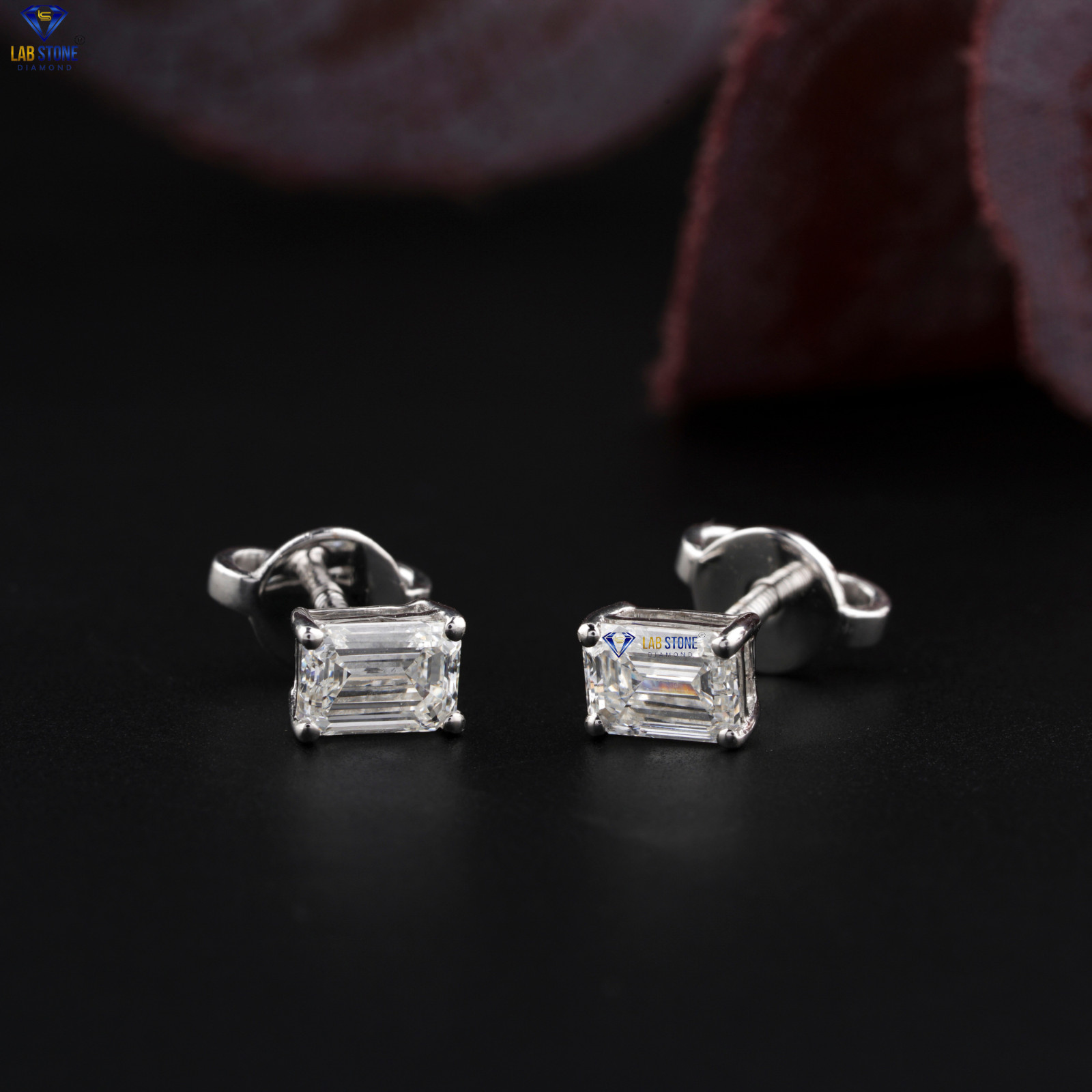 0.93 TDW Emerald Cut Beautifu Earring Moissanite Diamond White Gold 10k Labstone
