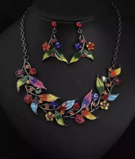 BRILLIANT Colors Necklace & Dangle Studs Set By Betsey Johnson MUST SEE!