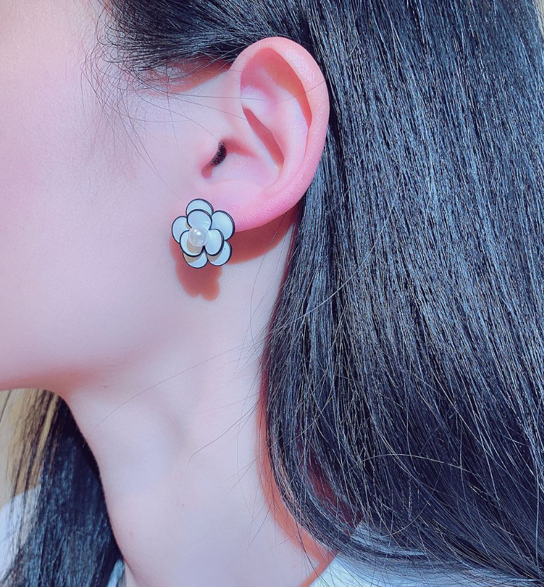 925 Sterling Silver Camellia Flower Faux Pearl Stud Earrings 0.8inch Women PE