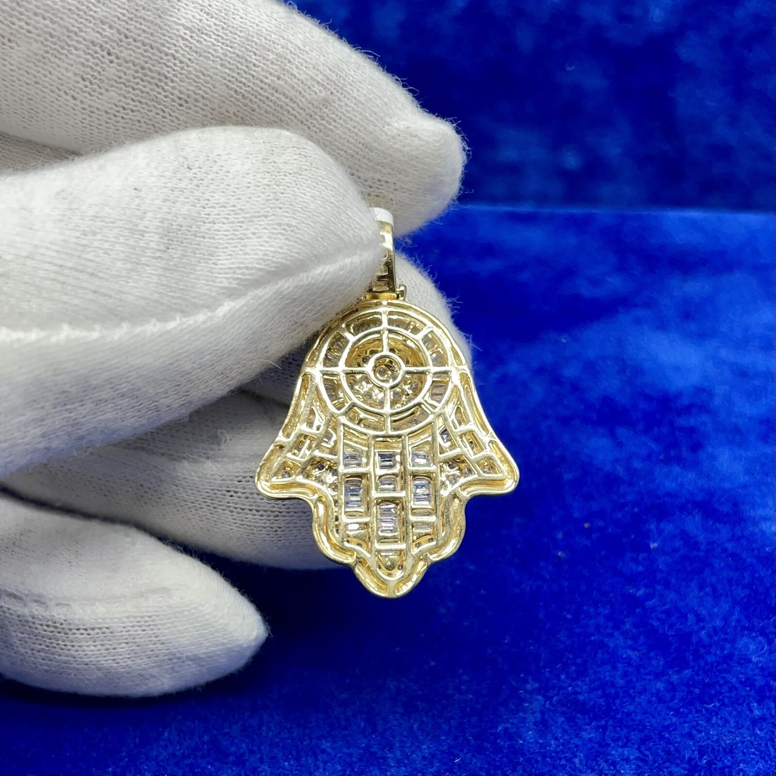 10k Yellow Gold Round BaguetteDiamond Hamsa Hand Enamel Pendant 1.62Carat VS F-G
