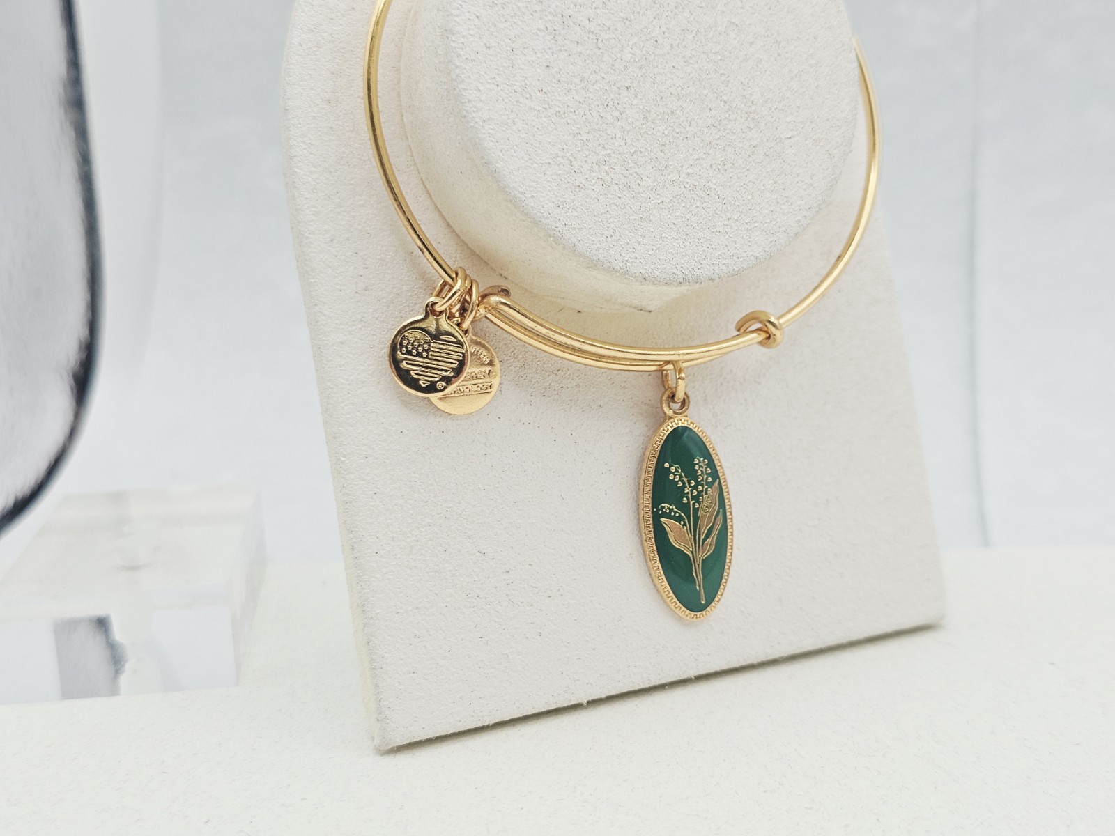 Alex & Ani Deep Mystery “Lilly Of The Valley” Charm Bangle Bracelet Gold 🔆