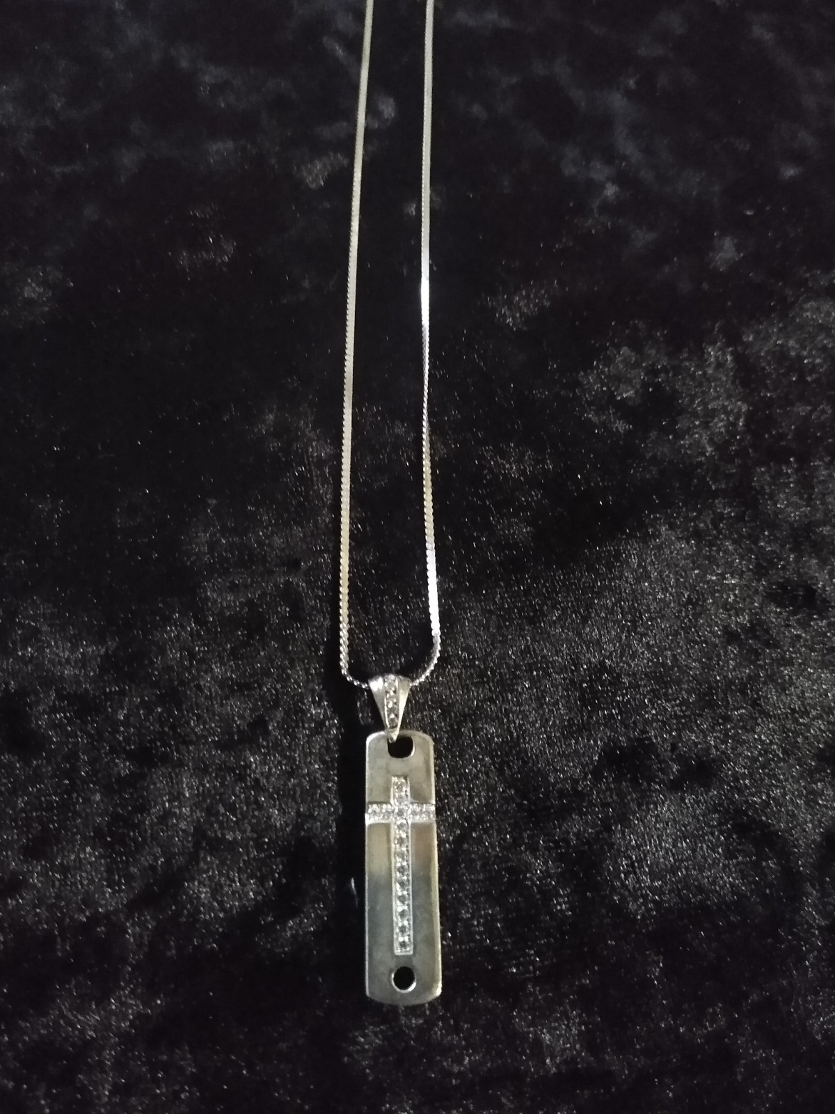 sterling silver cross pendant inlaid cubic 1 1/4″ long with 16″ sterling chain