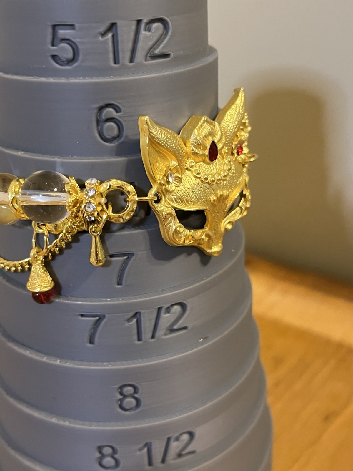 Spirit fox mask design stretch bracelet gold tone chain clear beads dangle charm