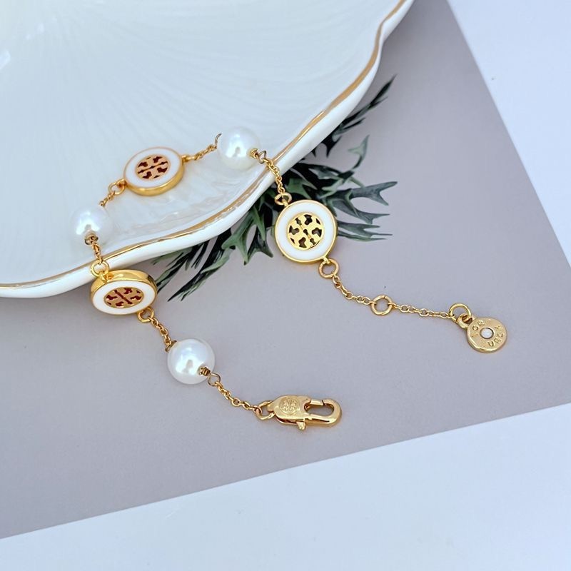 New Tory Pearl & White Circle bracelet with Jewelry Pouch Size length: 18+4cm
