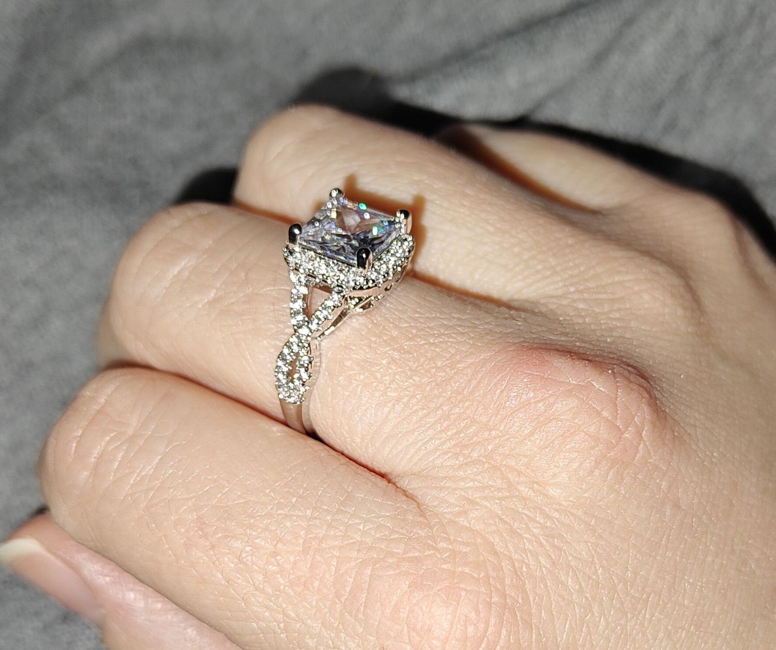 Women’s Silver Ring With CZ Stone, Size 7.5-8, Sparkly…See Pics :)