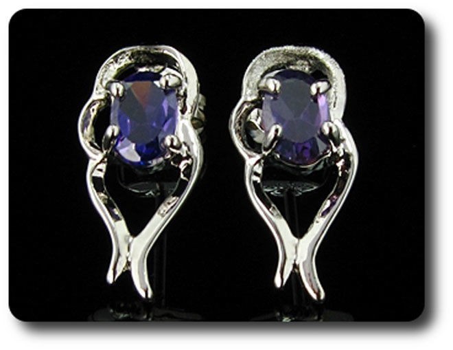 Minerals And Precious Stones. Amethyst Earrings 2X7 Mm Gold Plated