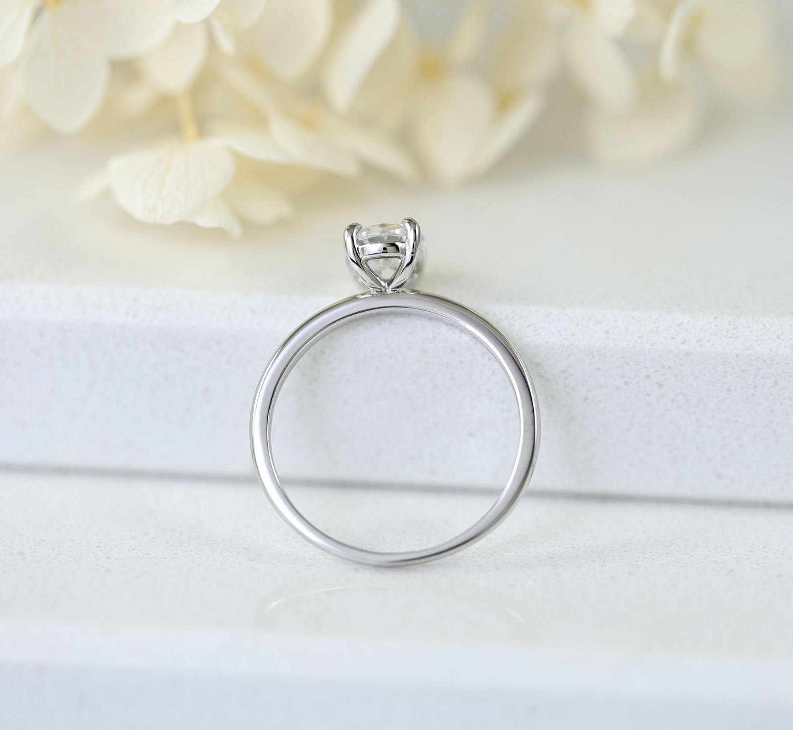 1.25ct Oval Cut Solitaire CZ Wedding Engagement Ring 925 Sterling Silver S10450E