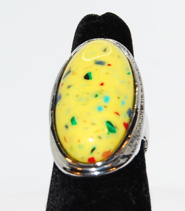 Yellow Rainbow Calsilica Silver Tone Fashion Ring (9.07g TW)