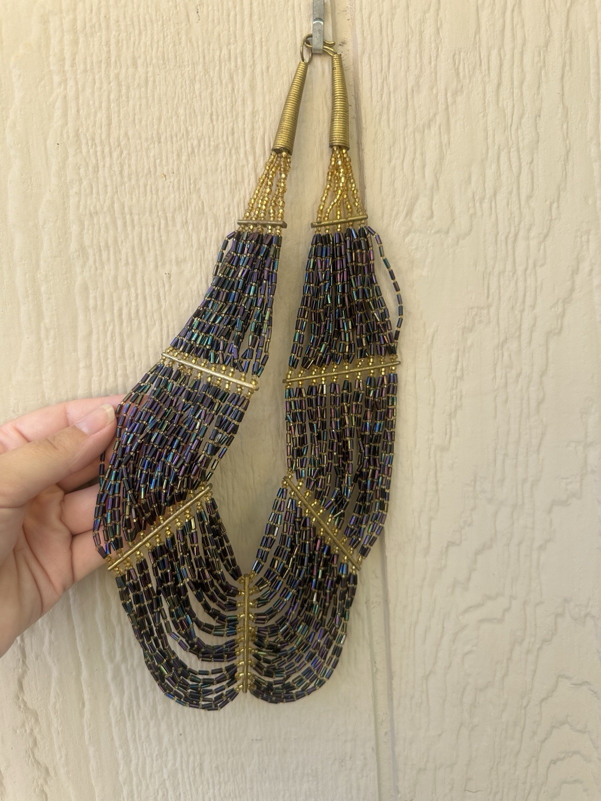 Vintage 1970s Gold Tone Purple Glass Tube Bead Multi-Strand Bib Necklace