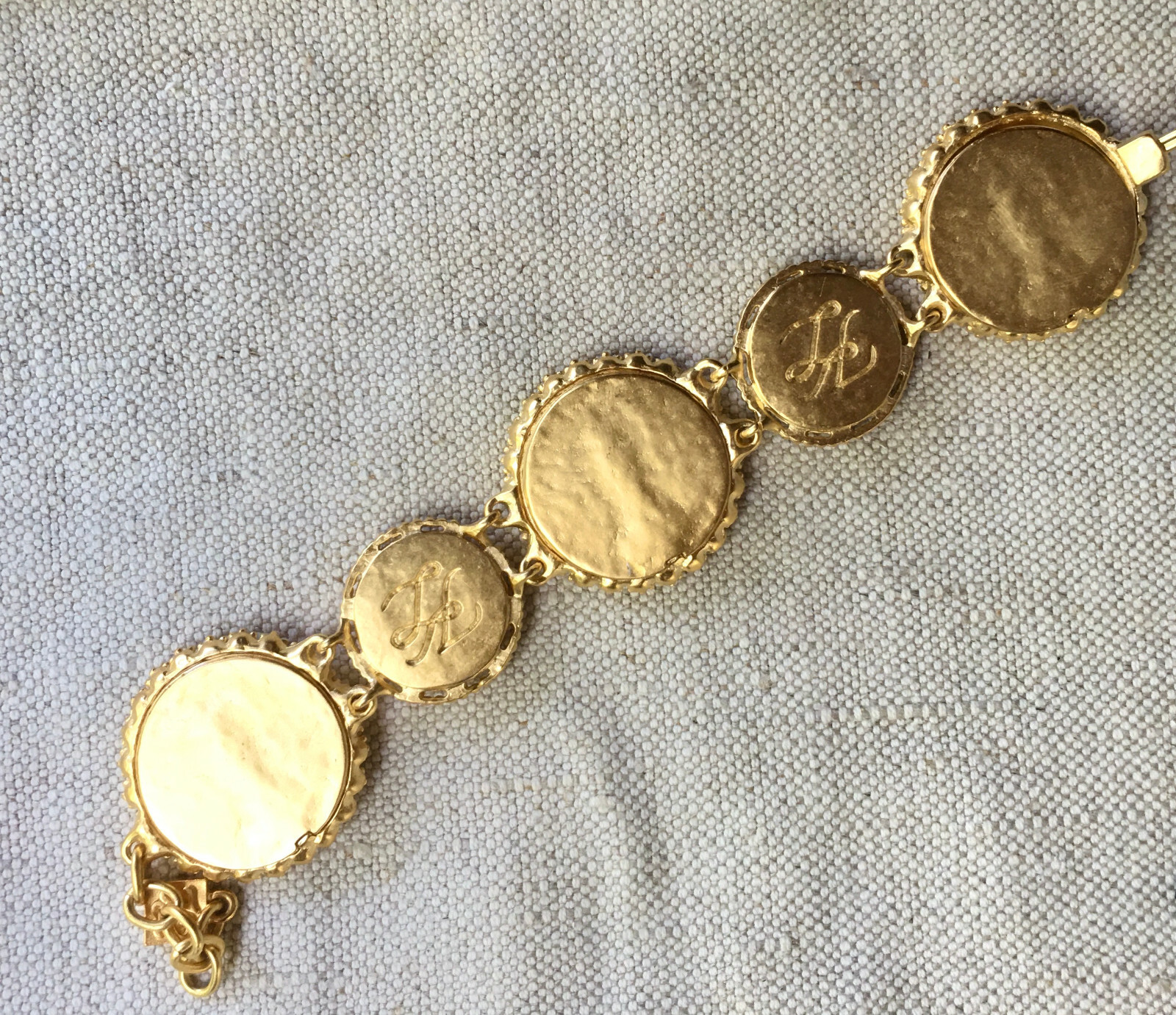 Vintage KARL LAGERFELD Bracelet Pastel Cameo never worn