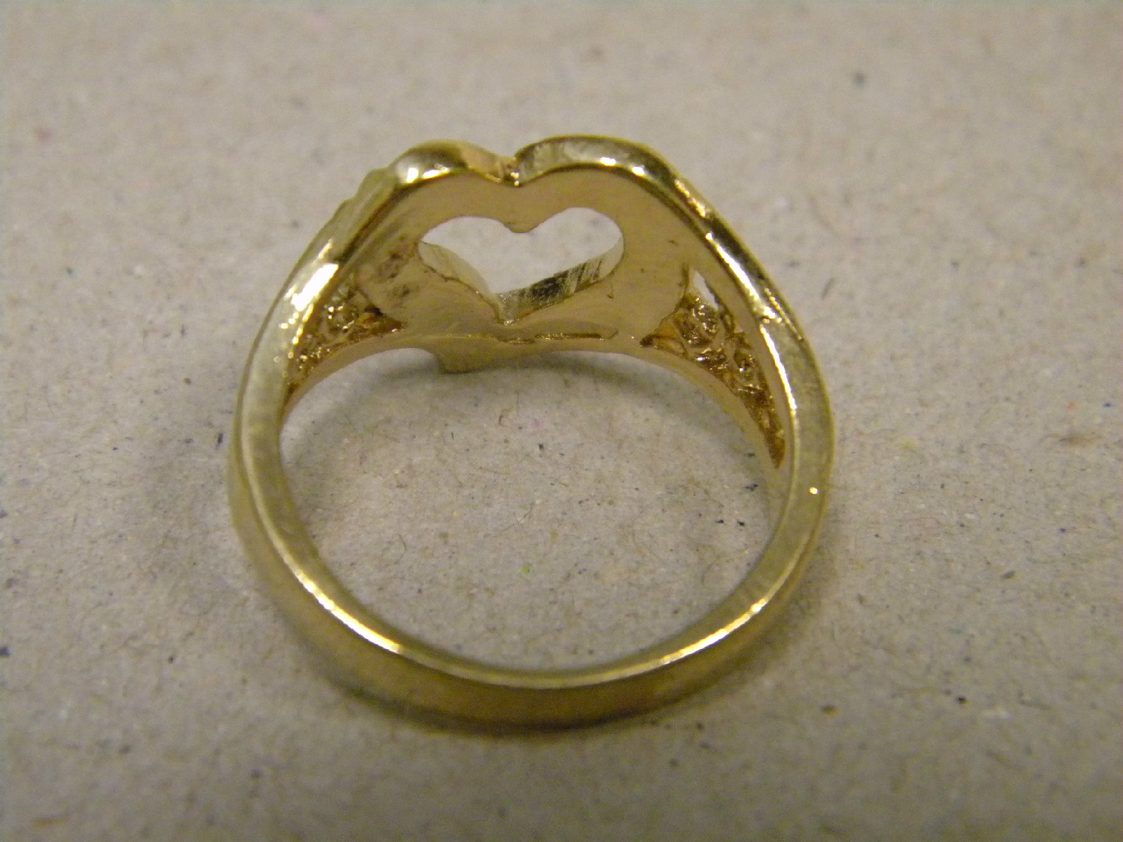 Lady’s Girl’s Women’s Yellow Gold Plated Filigree Open Heart Ring Size 7 7.5 8 9