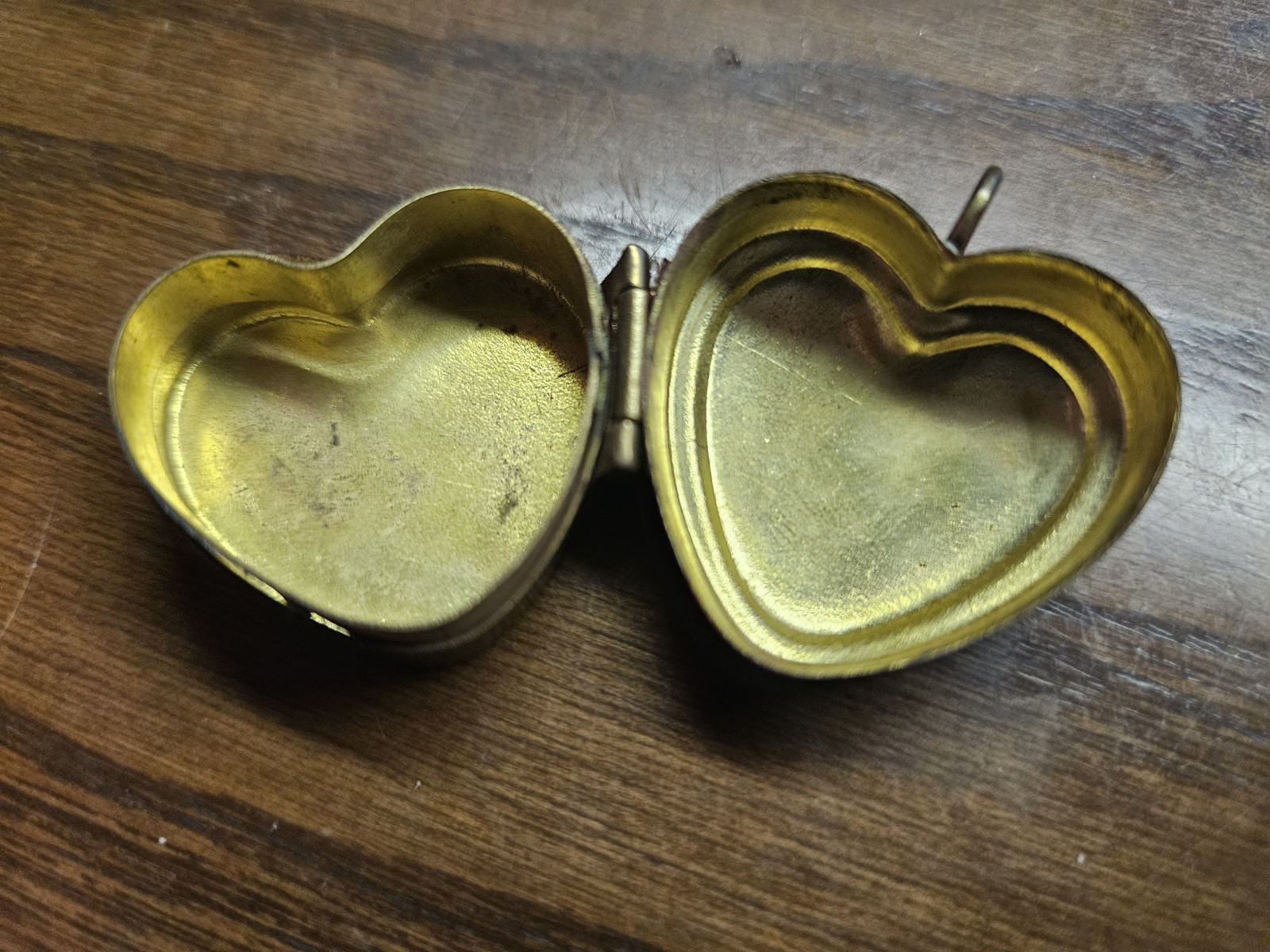 Set 4 Solid Brass Pendants
