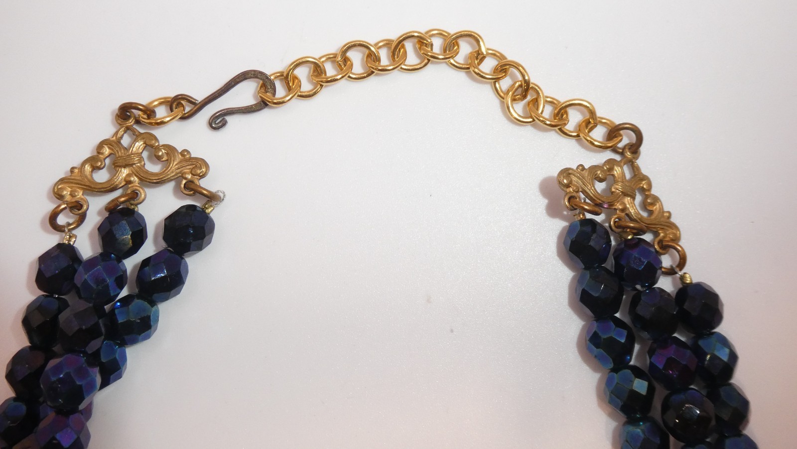 Vtg Glass Cameo 3 Strand Choker Necklace Peacock Black Blue Glass Faceted Beads