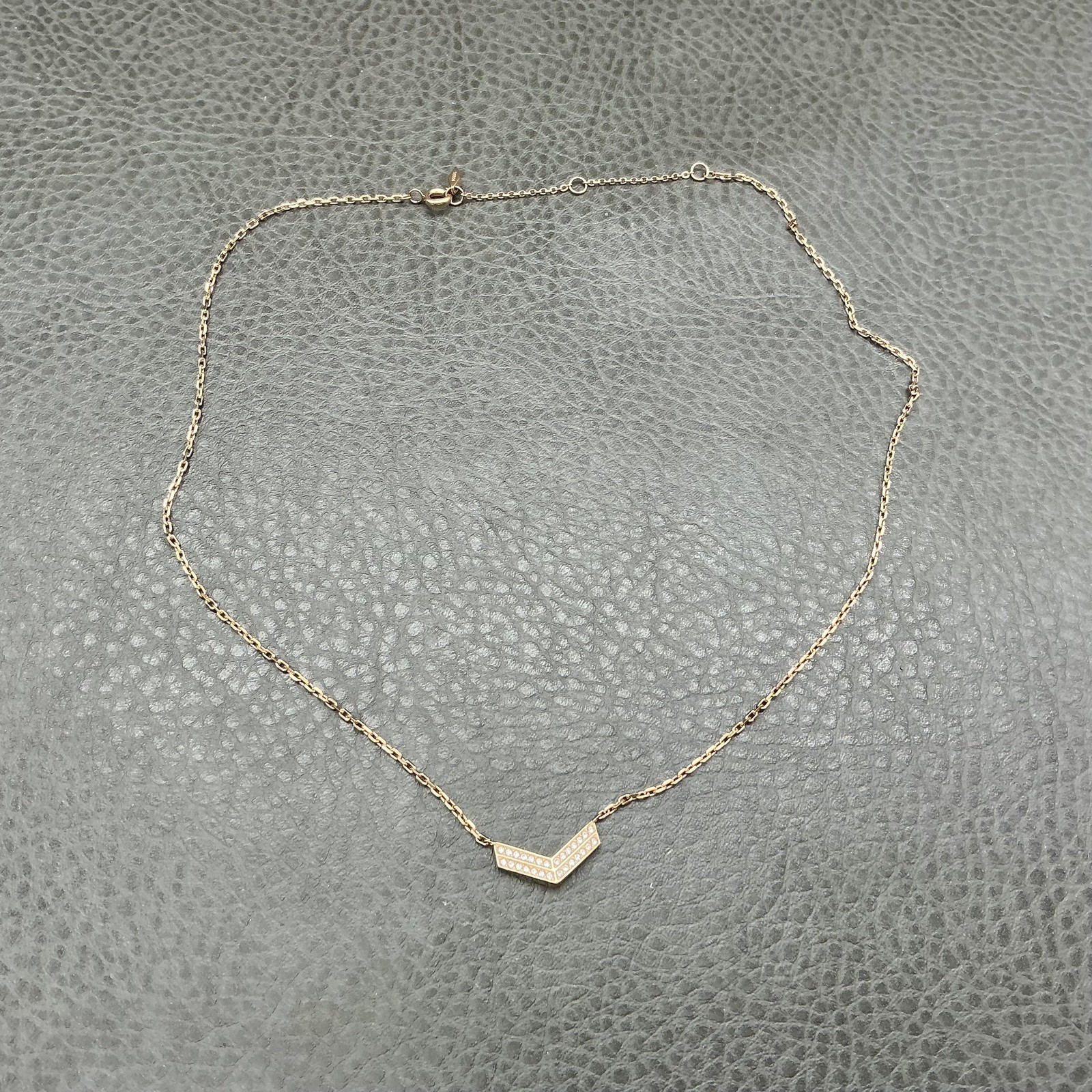 Fossil Necklace Gold Tone Crystal Chevron Triangle Pendant 17 In Womens Jewelry