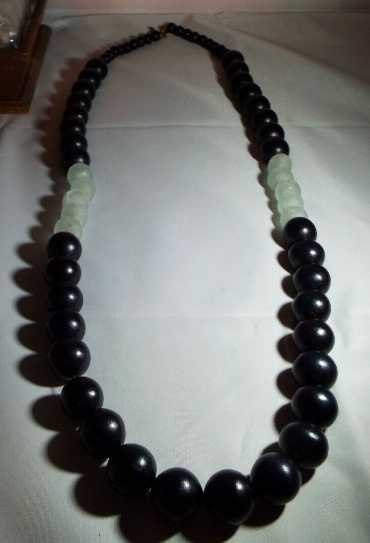41″ LONG BOHO NECKLACE BY INK ALLOY, BLACK WOOD AND ROUGH CUT STONES ?. UNIQUE
