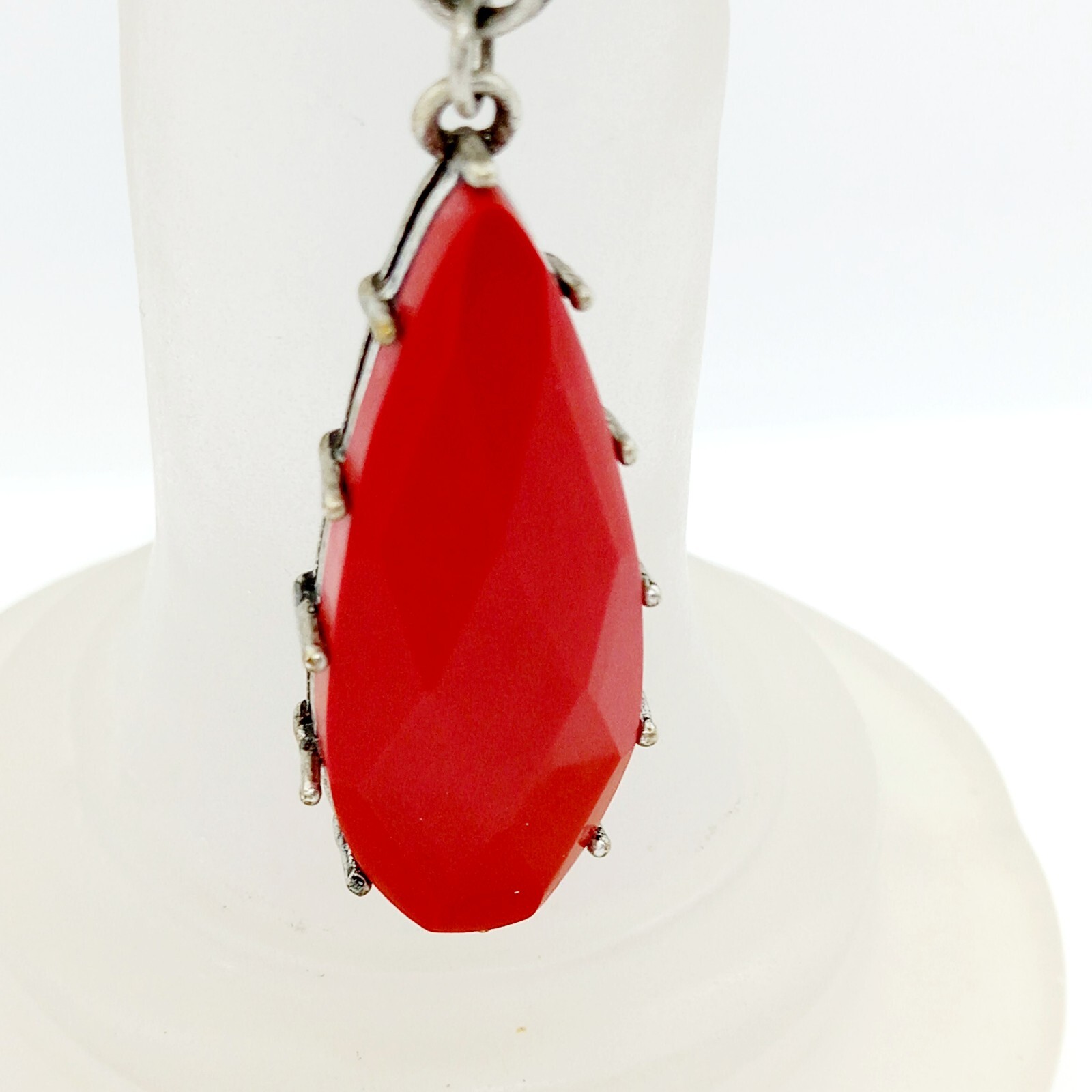 Chainmail Pewter T Bar Necklace Red Pendant 17.5″