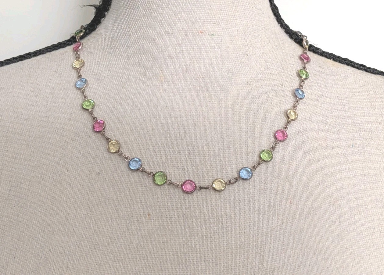 Vintage Silver Tone Chain Pastel Colors Bezel Necklace Up To 19 In