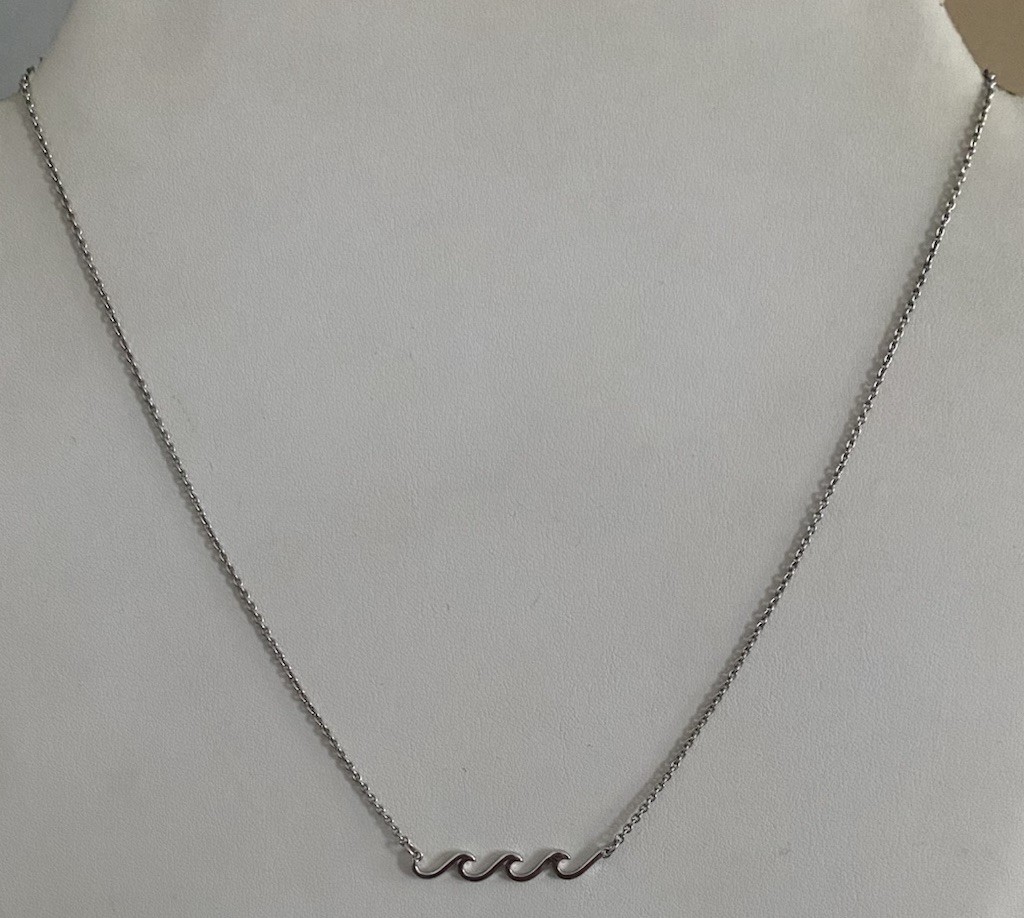 Pura Vida Necklace Waves Beach Charm Silver Tone Signed 18.5” in Endless Waves