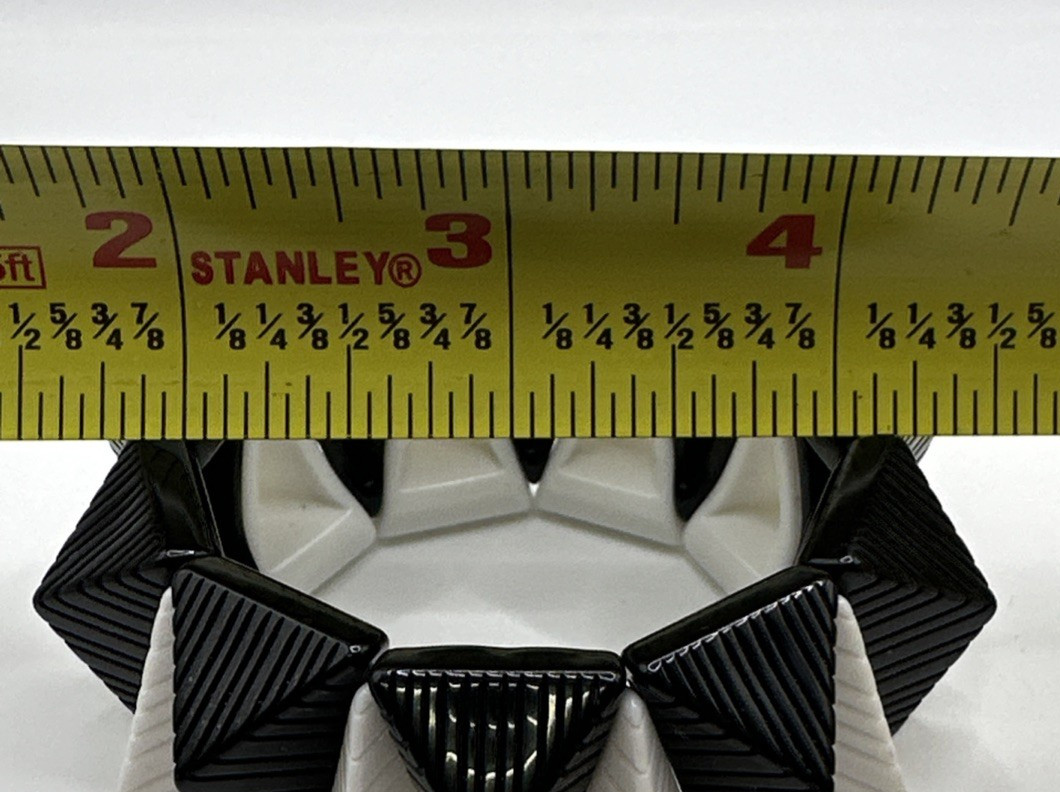3D Raised Pyramid Black & White Stretch Bangle Bracelet, Plastic Resin