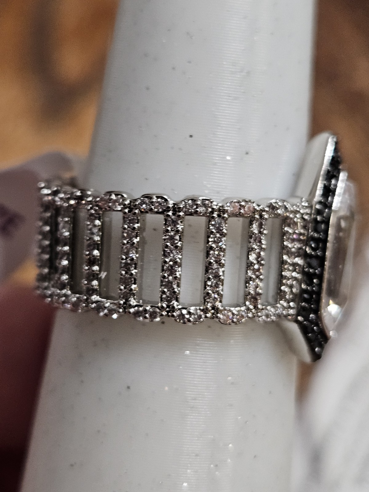 Bomb Party Untamed Ring Sz 9 Velvet Ambush Cubic Zirconia Rhodium & Hematite…