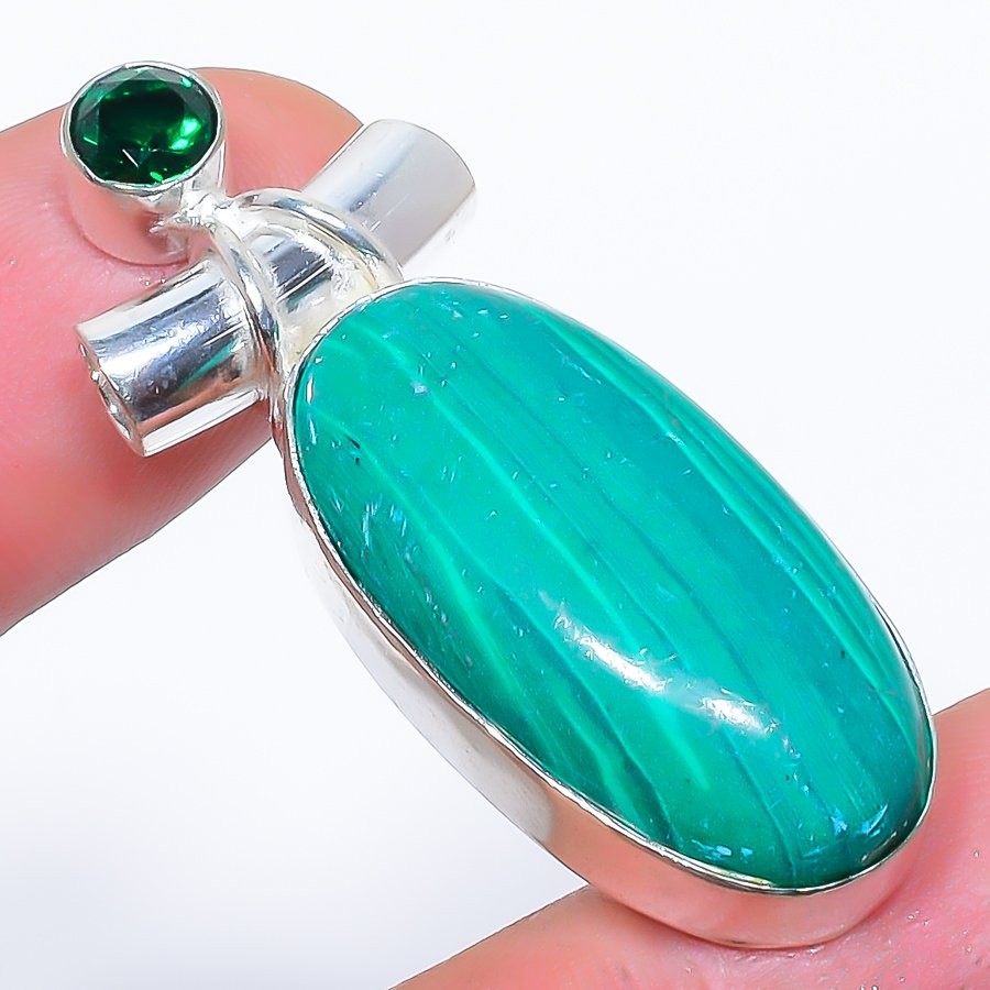 Malachite & Tsavorite Gemstone 925 Silver Plated Pendant 1.8″ W3114