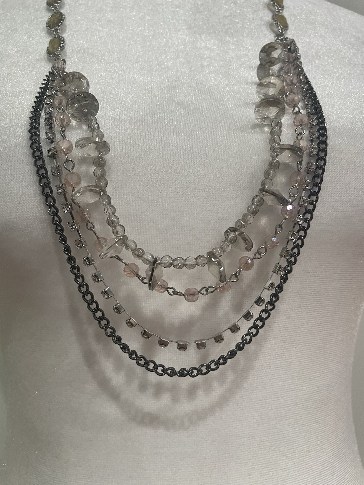 NWT Vera Wang Simply Silver Tone MultiColored Crystal Beaded Layered Necklace