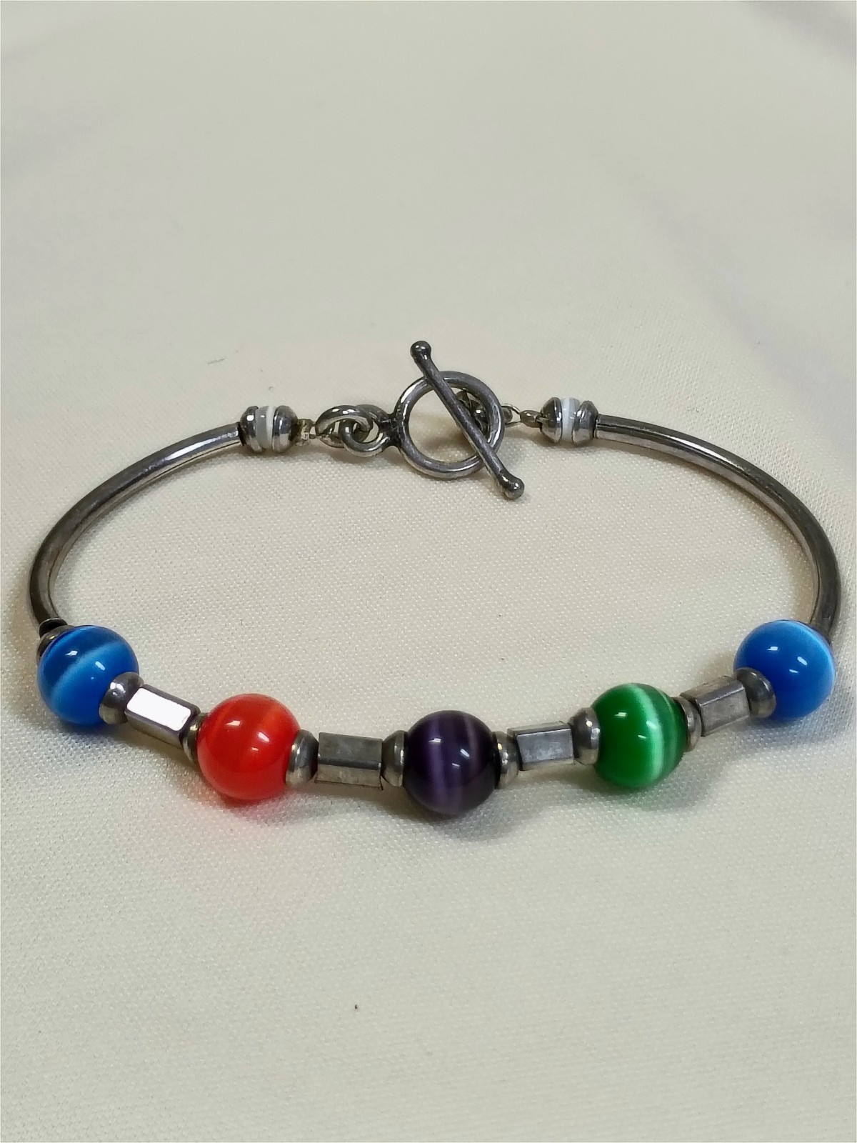 vintage Sterling silver Multicolor Glass Catseye Bead toggle clasp Bracelet