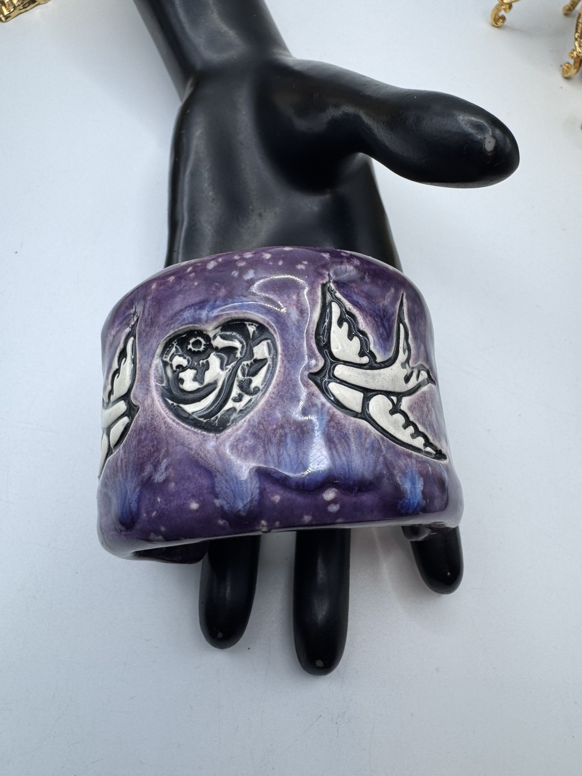 Rare signed SR ceramic bracelet, purple enamel, with heart and dove design
