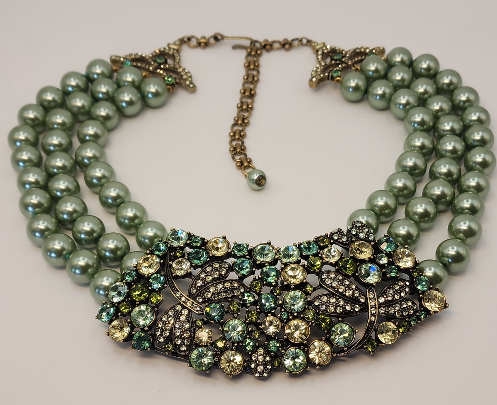 HEIDI DAUS “FANTASY IN FLIGHT” DRAGONFLY GREEN CRYSTAL PEARL STATEMENT NECKLACE