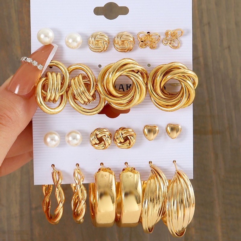 11 Pairs of Golden Heart-shaped Butterfly Hoop Alloy Earrings Set for Women