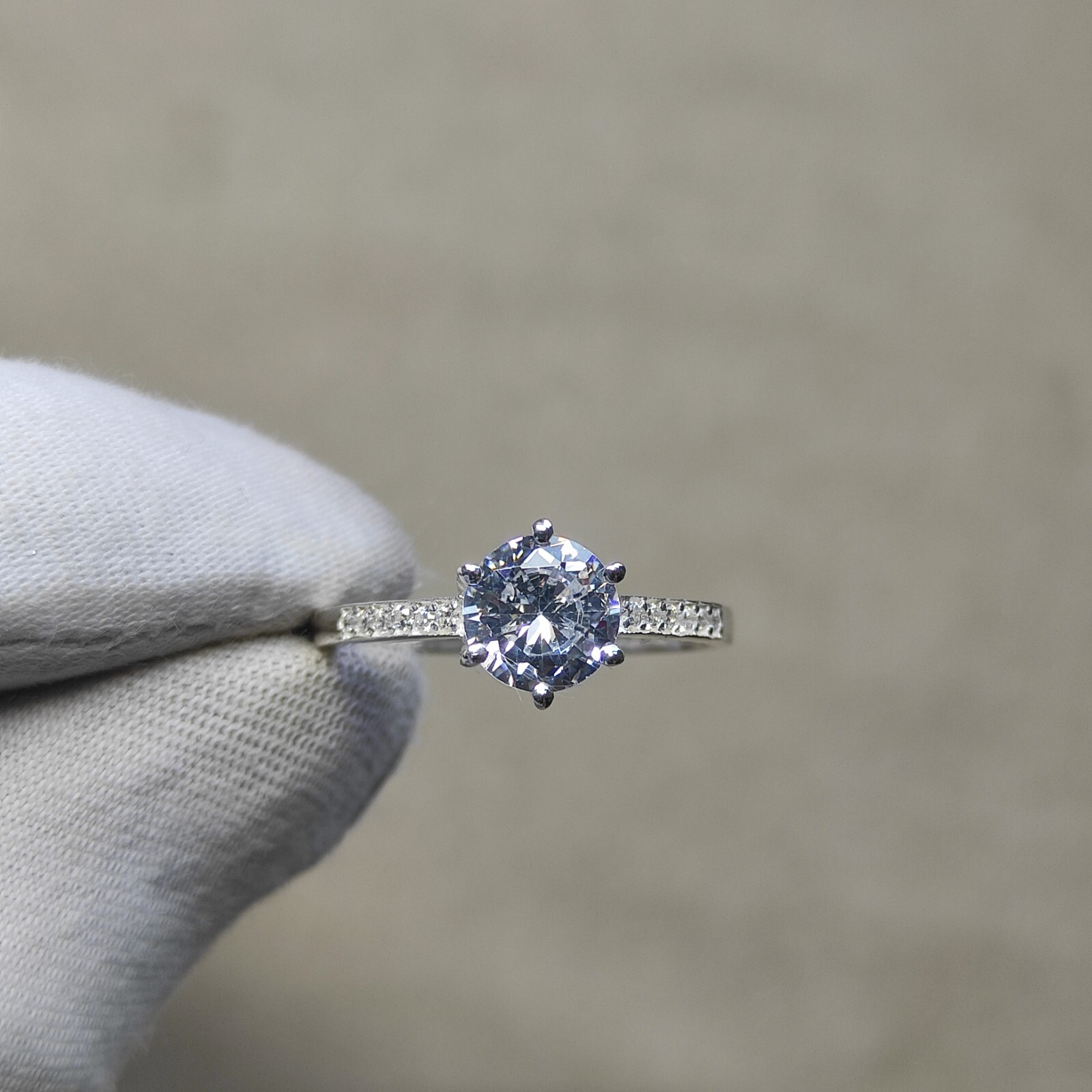 White simulant diamond ring | American diamond ring | Anniversary gift C6888