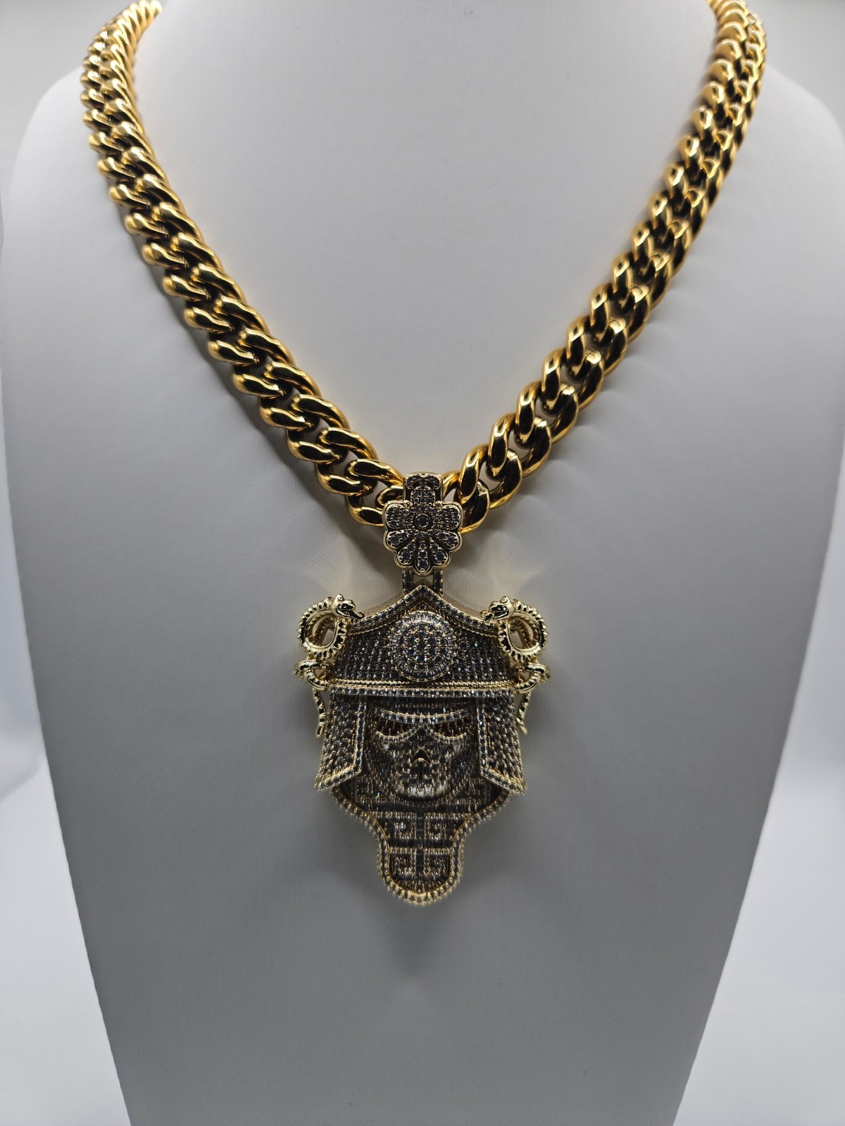 Heavy 925 Sterling Silver Samurai Pendant with 26” Gold-Plated Chain Set