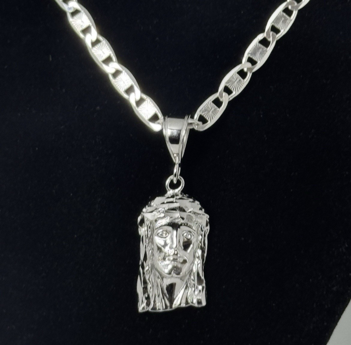 Silver Figaro Chain Necklace Jesus Head Pendant Religious Lobster Closure