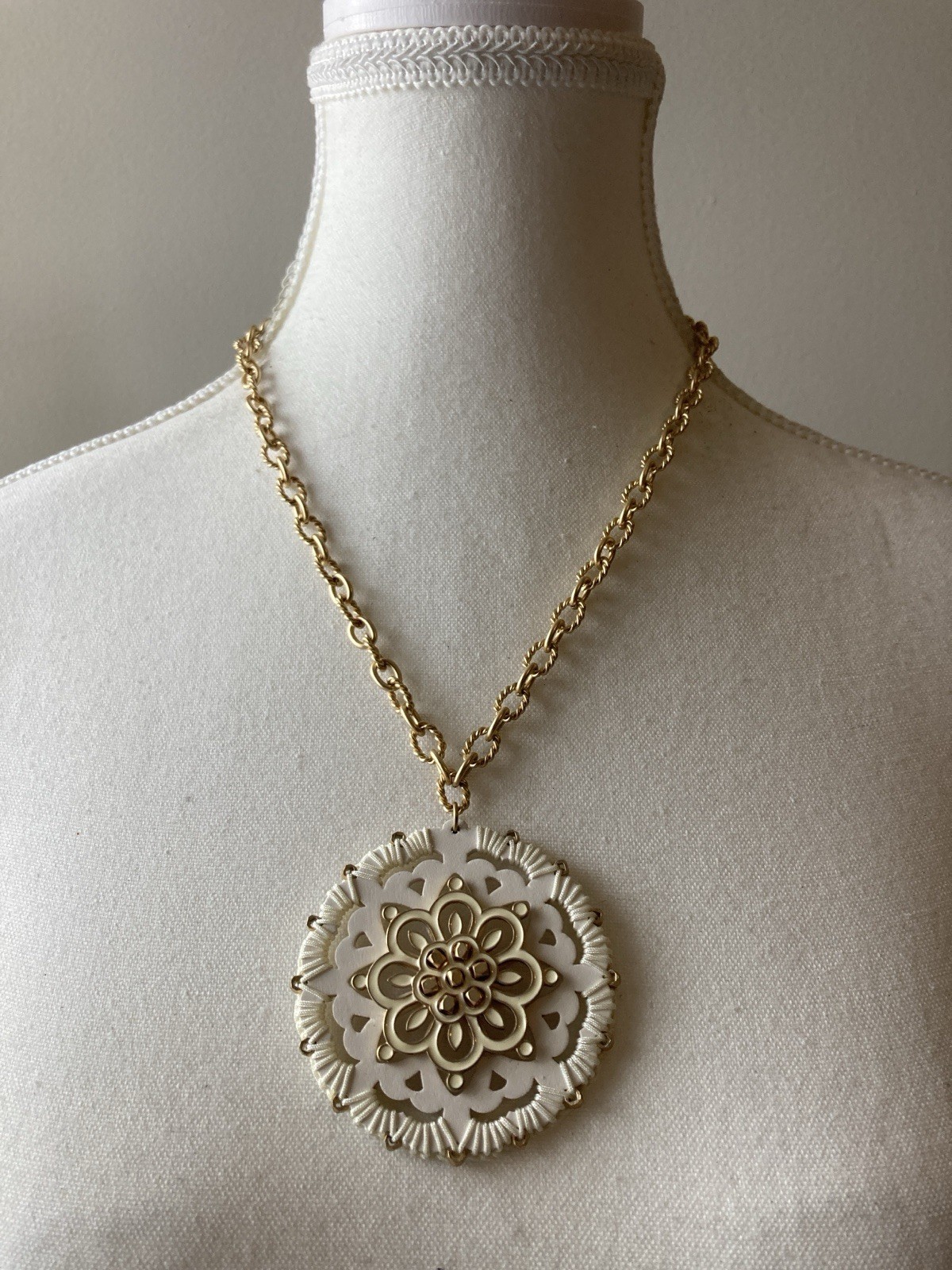 Gold Tone Boho Floral Medallion Pendant Necklace White Filigree Statement