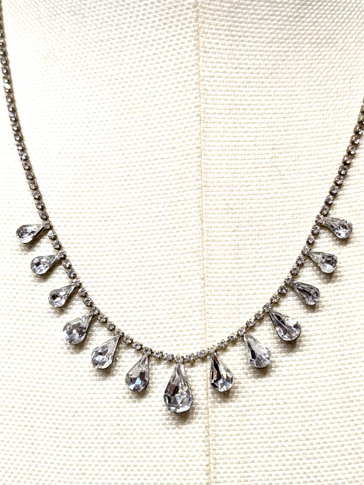 Full Multiple Rhinestone Tear Drops Silver Tone Necklace
