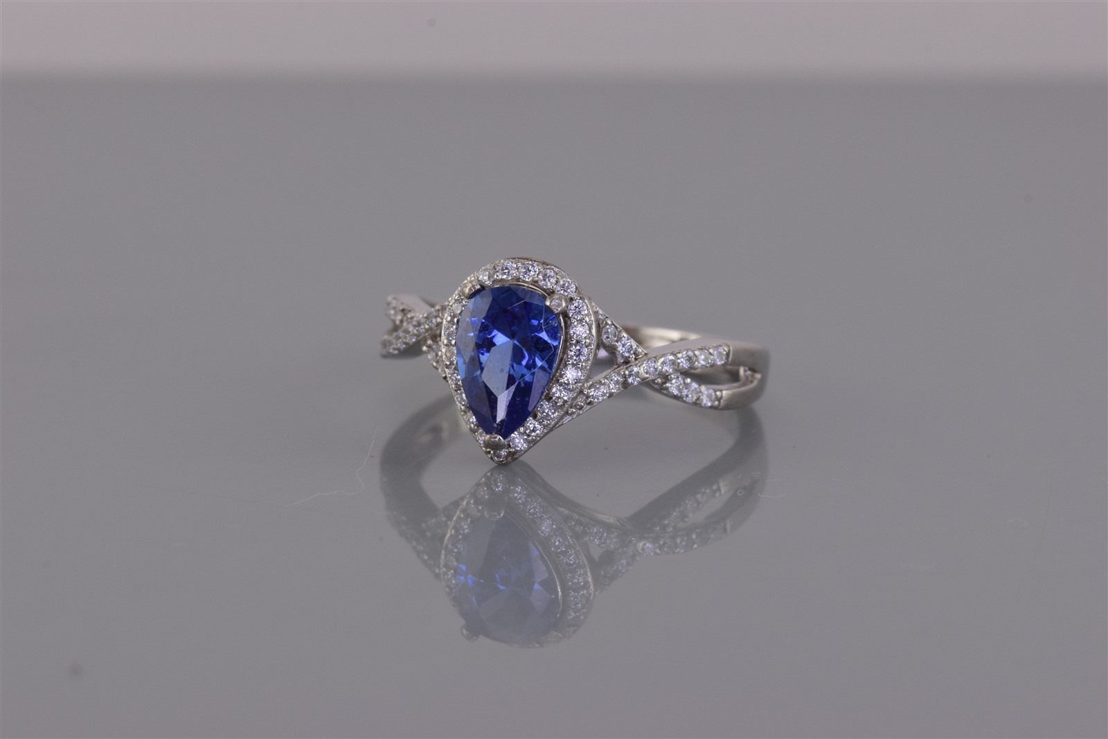 Sterling Silver Blue Pear Cubic Zirconia Halo Accented Twist Band Ring 925 Sz: 9
