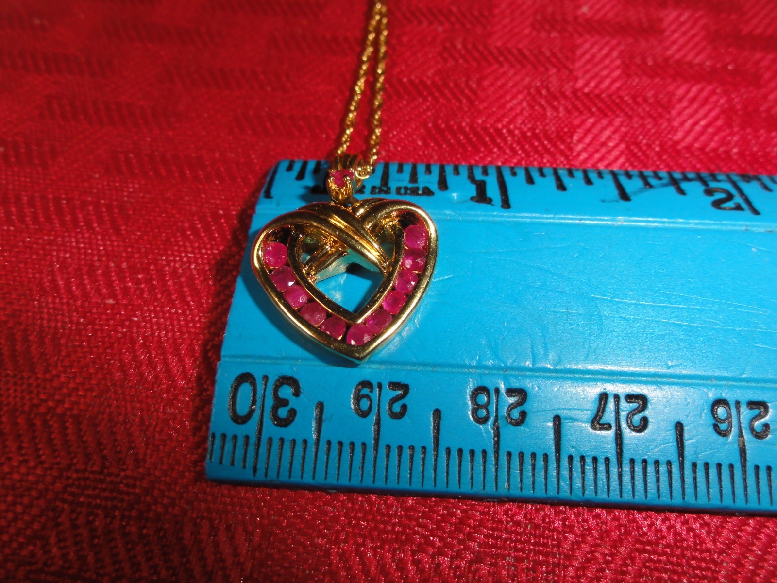 JANUARY BIRTHSTONE GARNET HEART (3/4″ DROP) ON 18″ GOLDTONE CHAIN, NEVER WORN!