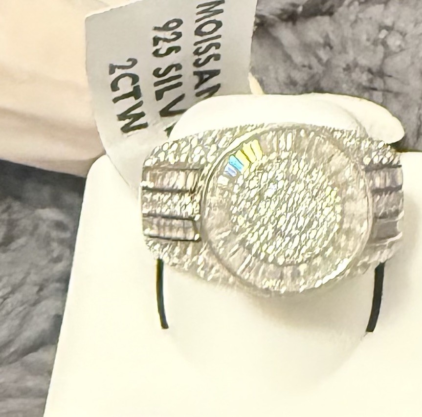 925 Sterling Silver Round Men’s D VVS Moissanite Diamond Ring 2 ctw Size 10.