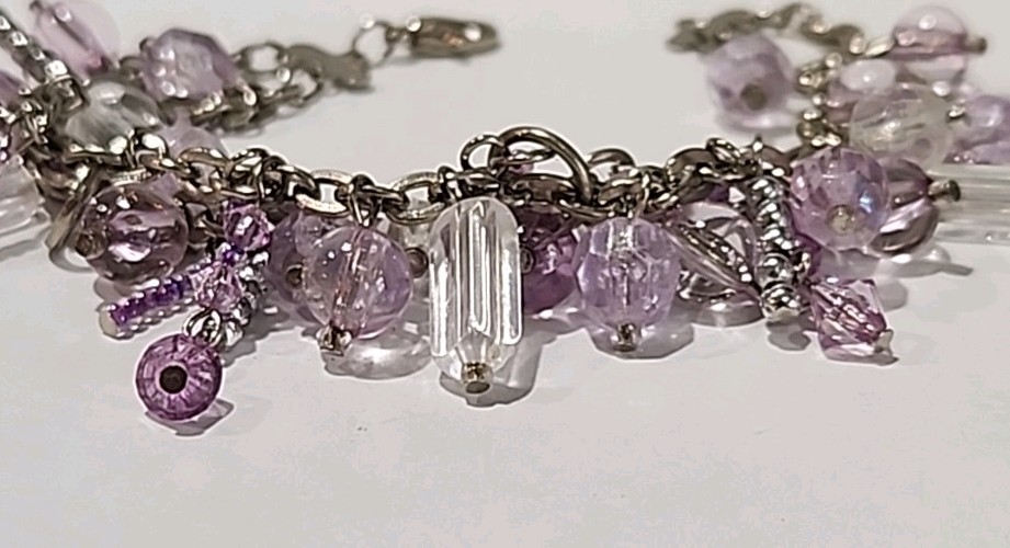 Purple And White Beaded Spring Bracelet With Lobster Clasp 7.5″