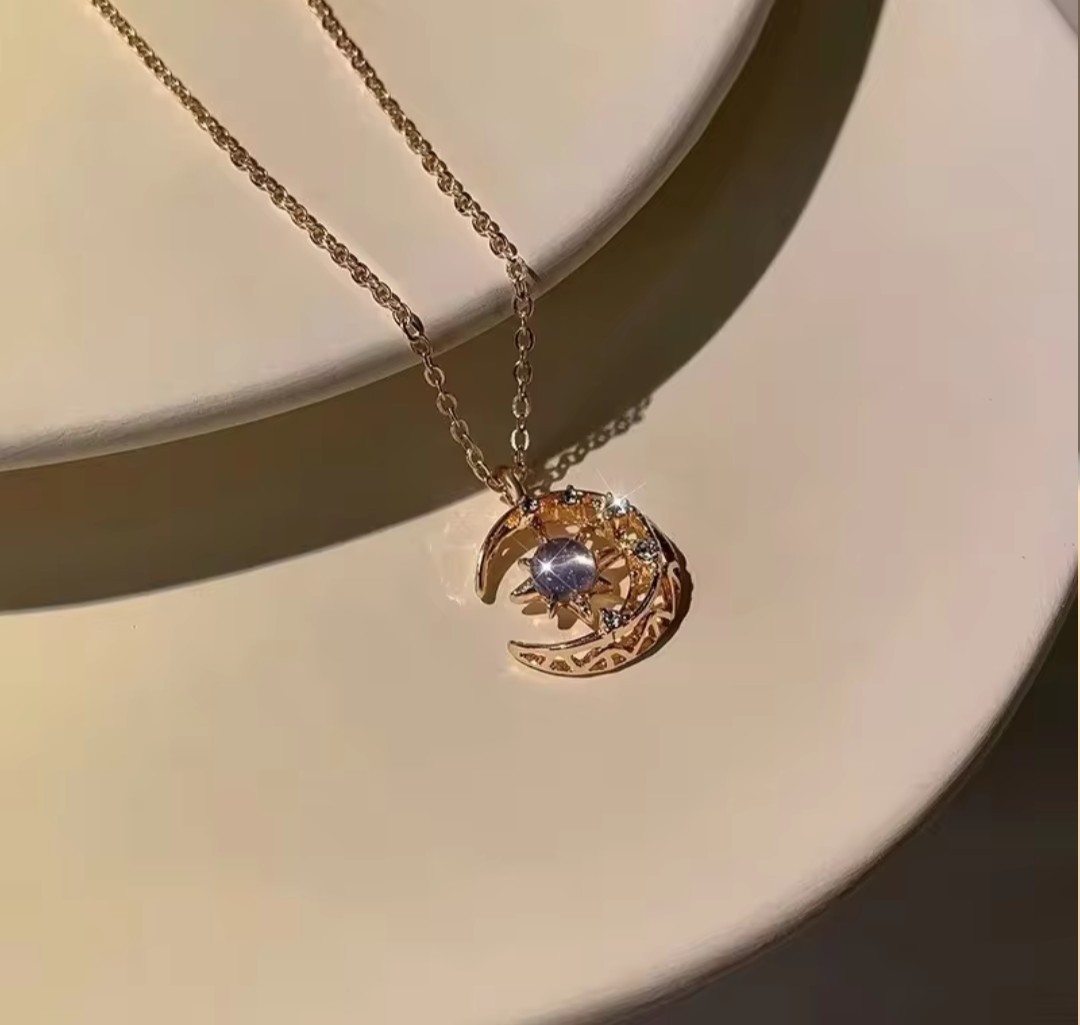 Star Moon Pendant Necklaces for Women Simple Clavicle Chain