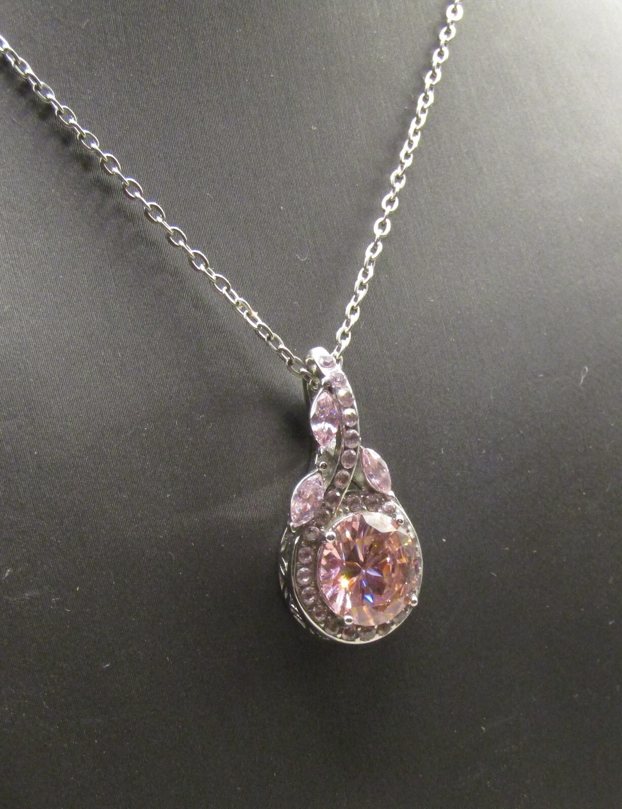 Flashy Fashion Stainless Steel Lab Pink Sapphire Pendant with Chain 18″
