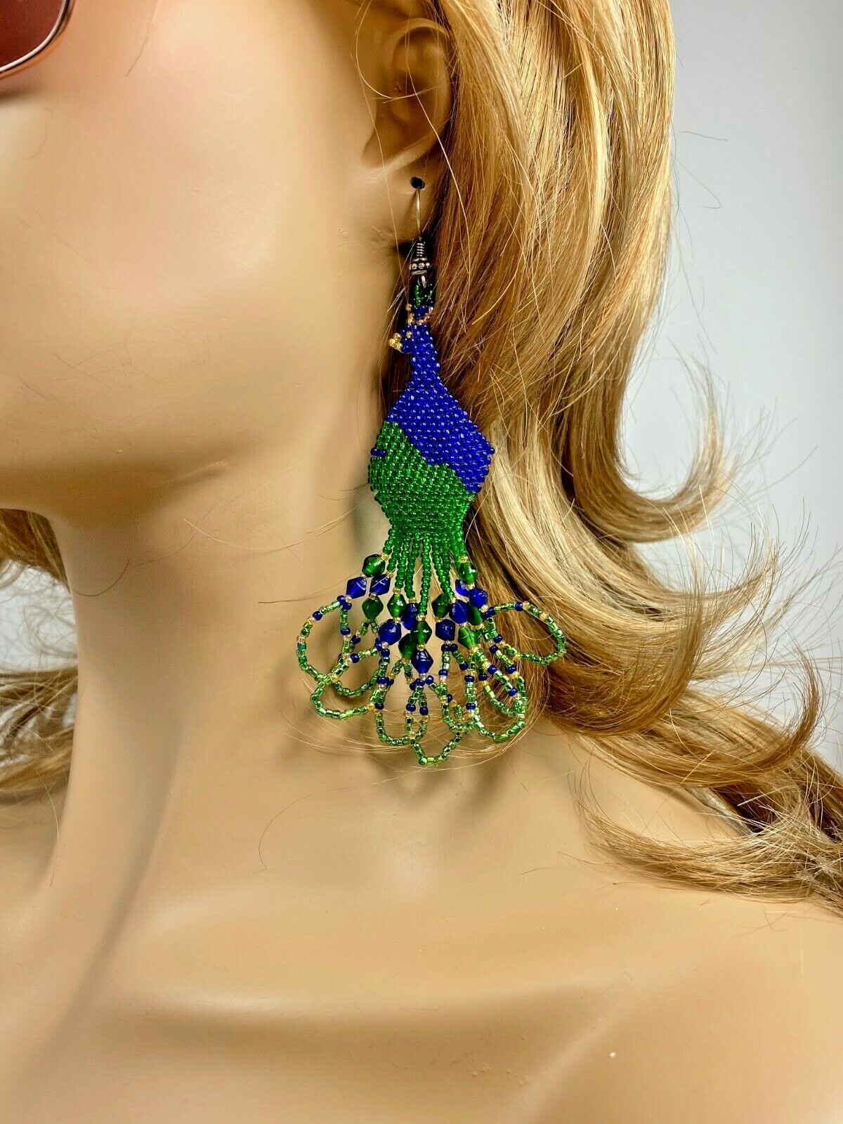 NATIVE STYLE ETHNIC BLUE GREEN PEACOCK BEADED HANDMADE HOOK EARRINGS E4/1