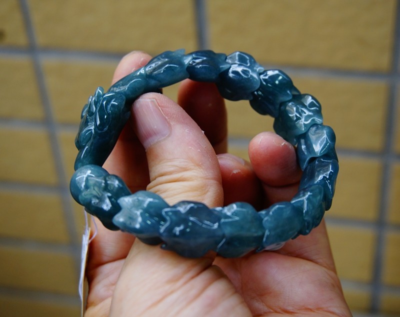 Certified Natural Grade A Jade Jadeite Dragon Bone Beaded Bracelet 7.5” 2203