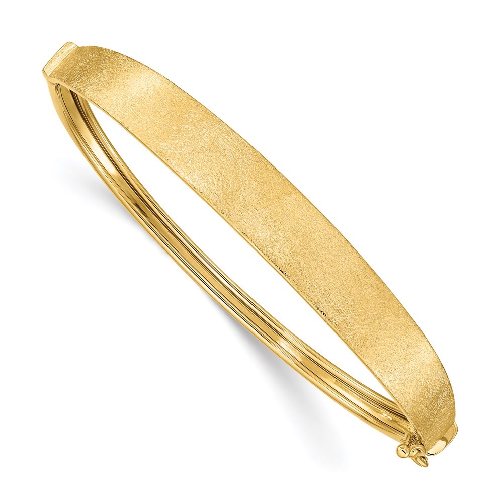 14k Yellow Gold Satin Finish Graduated 8.00mm Hinged Oval Bangle Bracelet