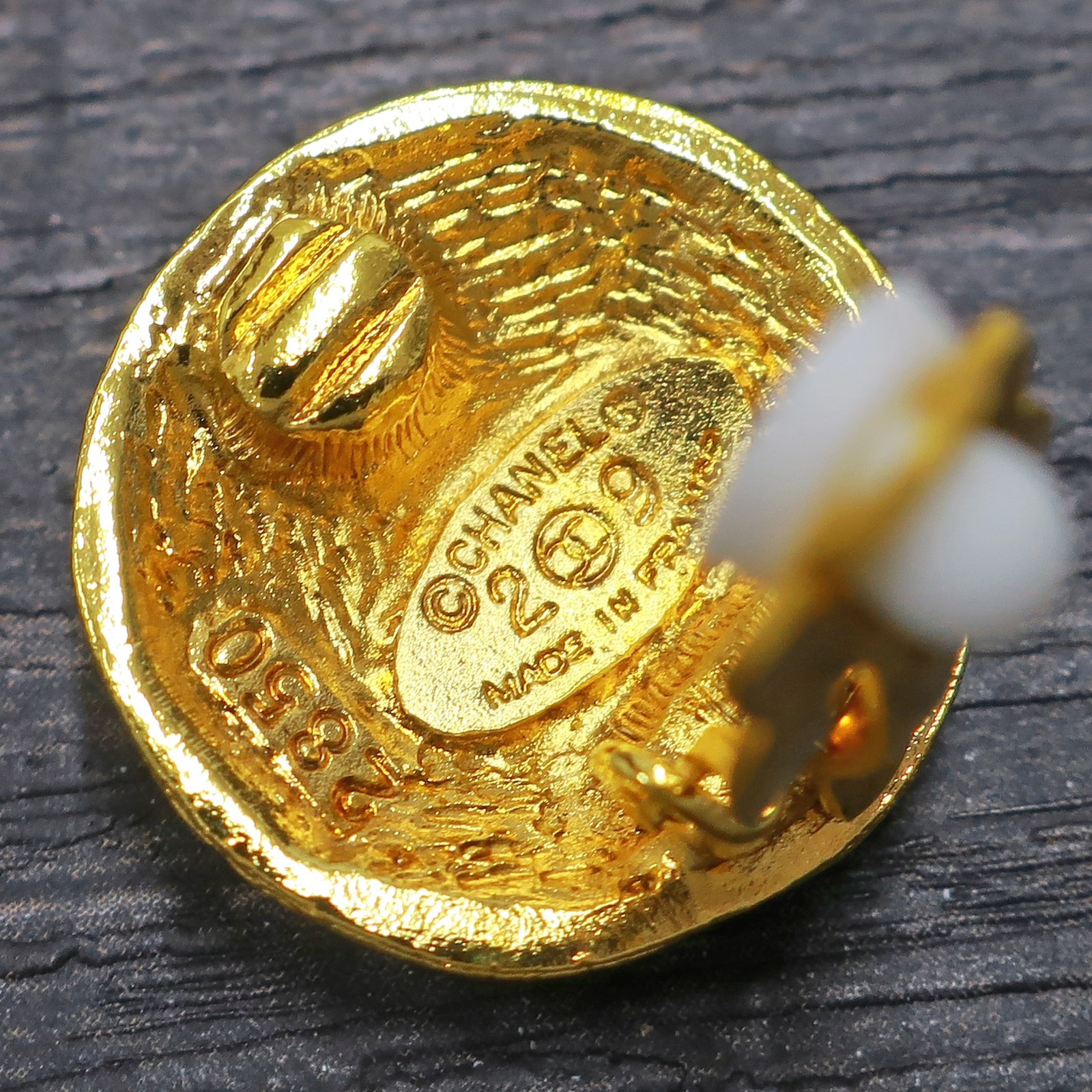 CHANEL Gold Plated CC Logos Round Vintage Clip Earrings #1372c Rise-on