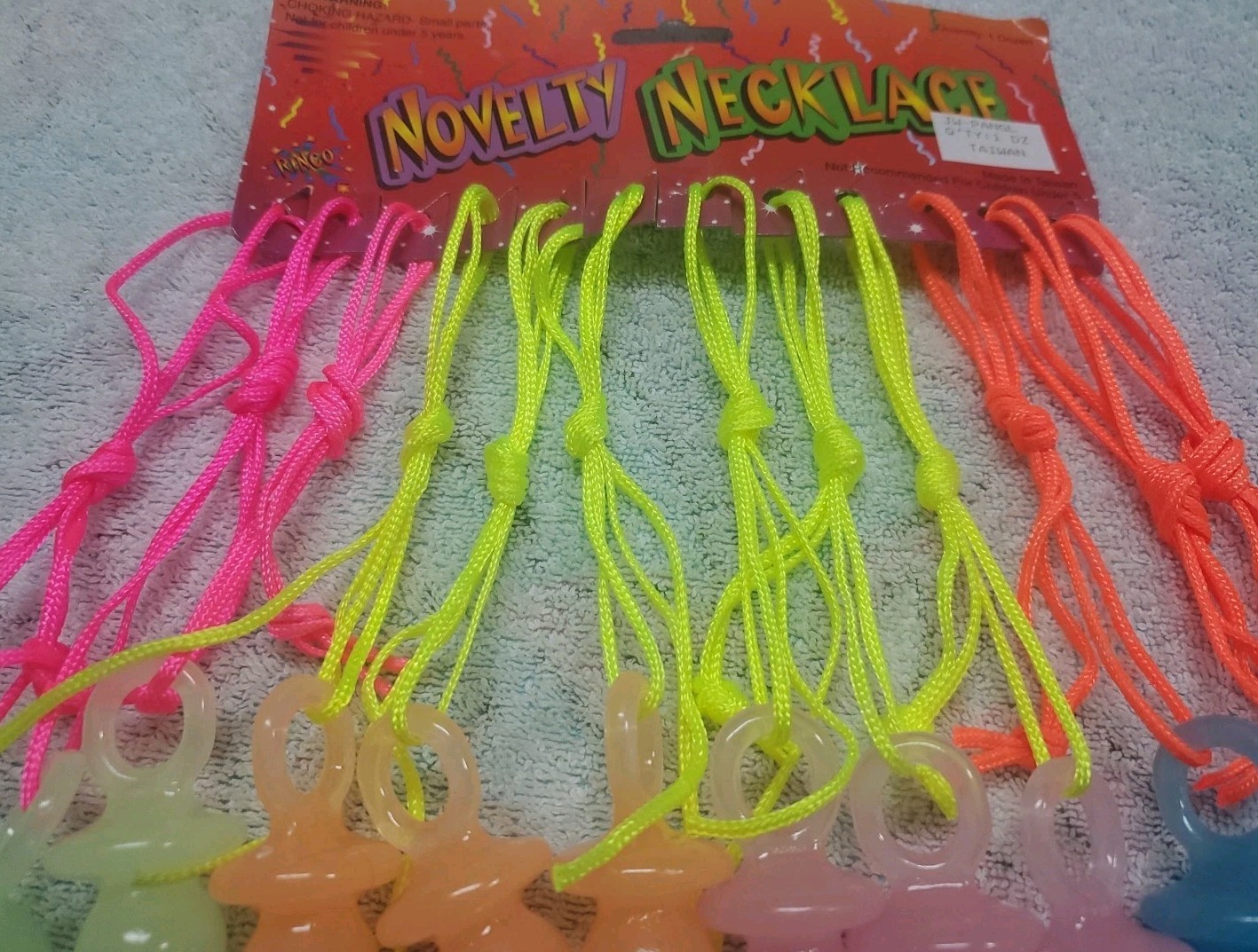 Novelty Necklaces Glow In The Dark Pacifier Shaped Nos Vtg 90s Halloween Rave