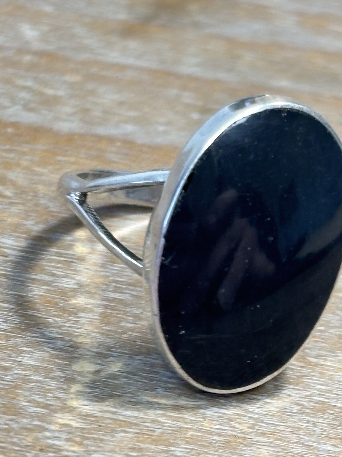Sterling Silver Gray Oval Stone Ring Size 6.25 3 Grams read description