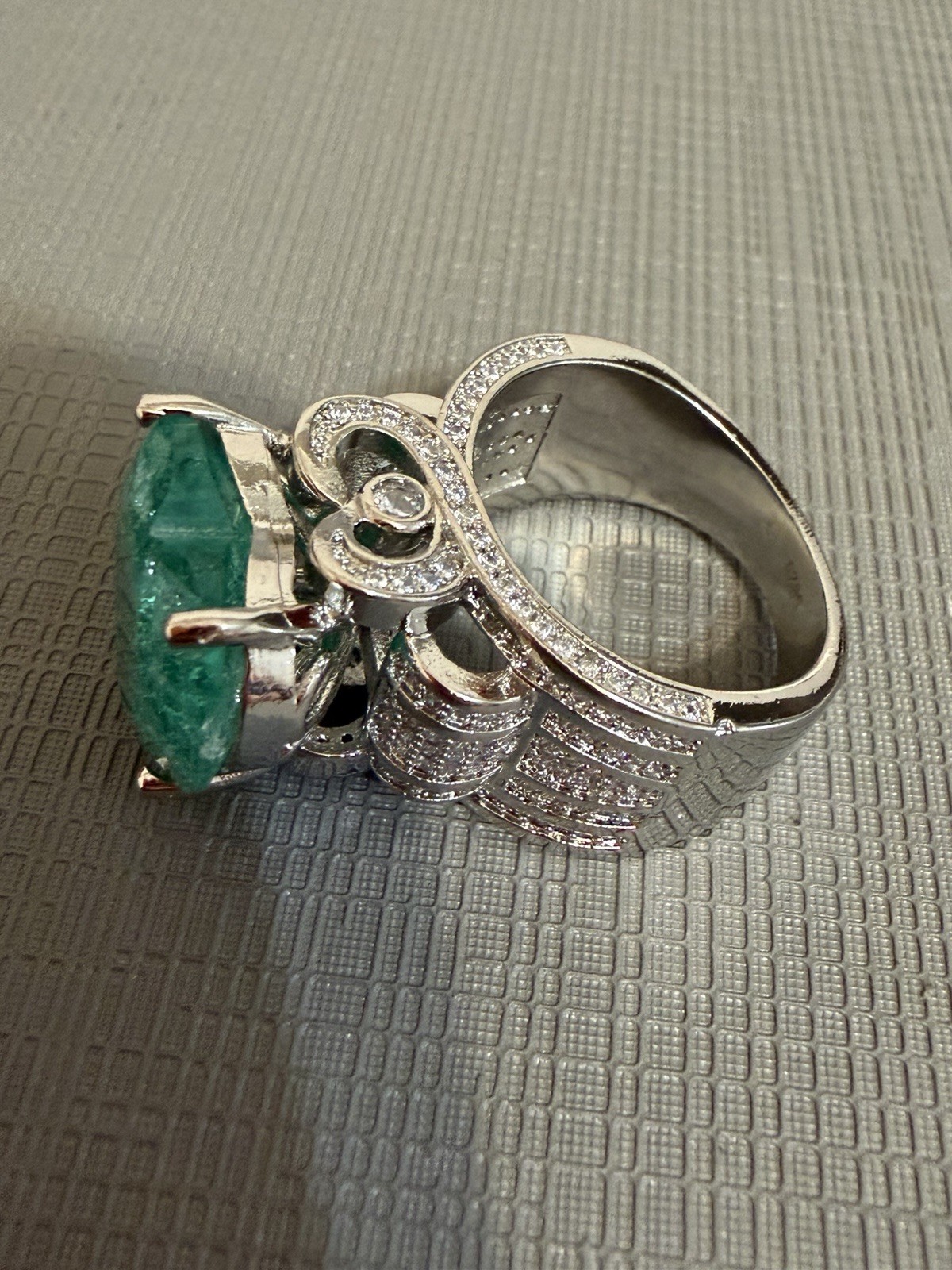 925 Silver Heart Paraiba Tourmaline Ring Size 6 Cocktail