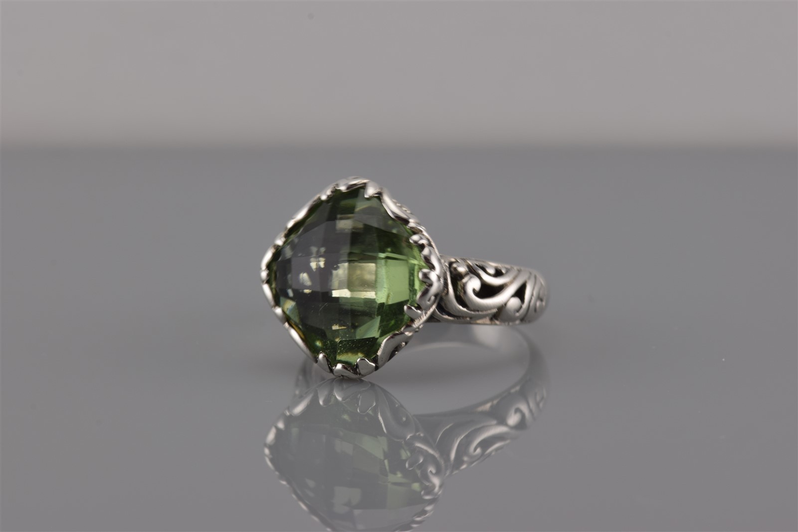 Sterling Silver Briolette Cut Green Cubic Zirconia Carved Band Ring 925 Sz: 6